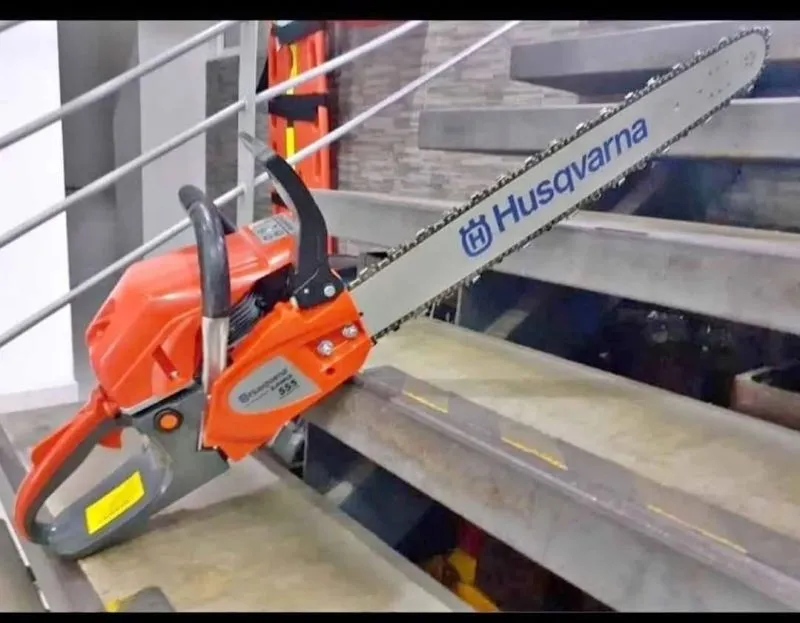 Motosierra Husvarna 555 - Electroshopy